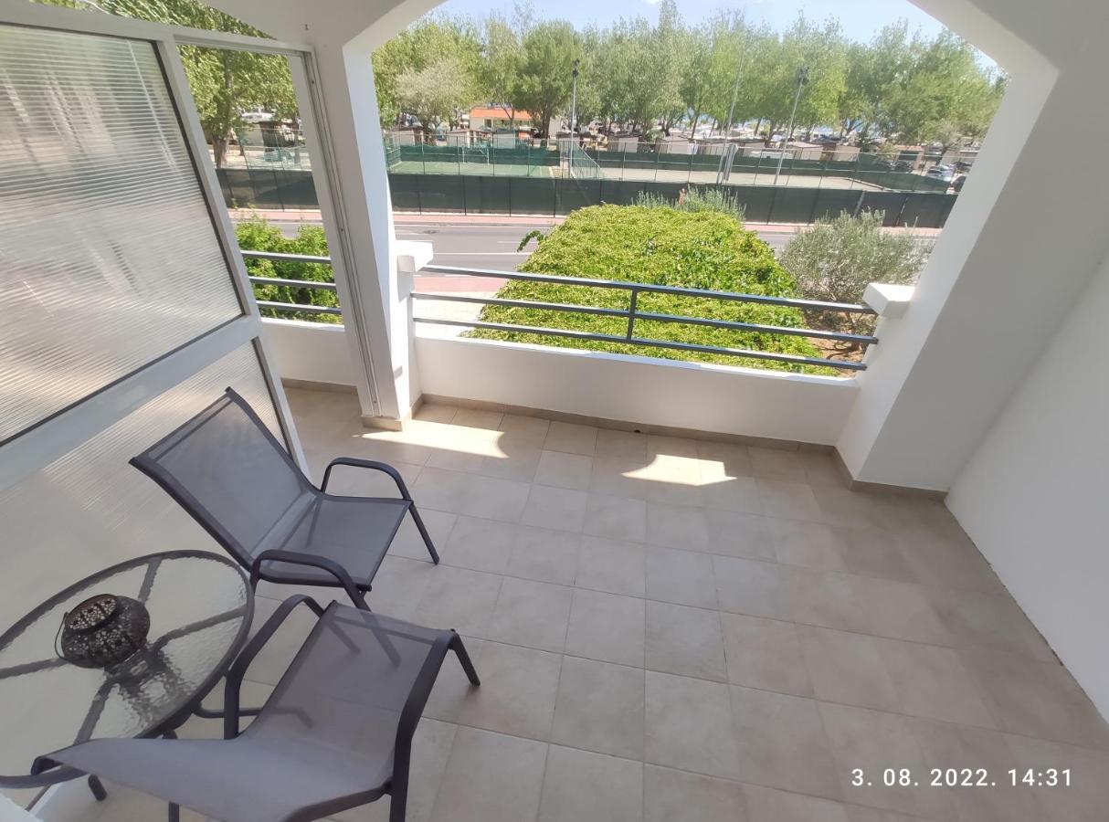 Aqua Apartments Омиш Экстерьер фото