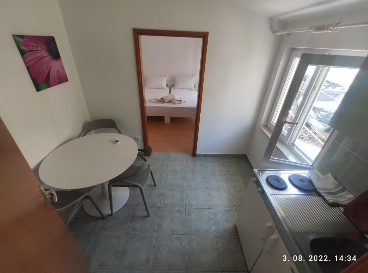 Aqua Apartments Омиш Экстерьер фото