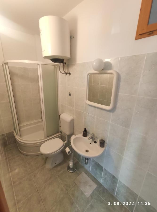 Aqua Apartments Омиш Экстерьер фото