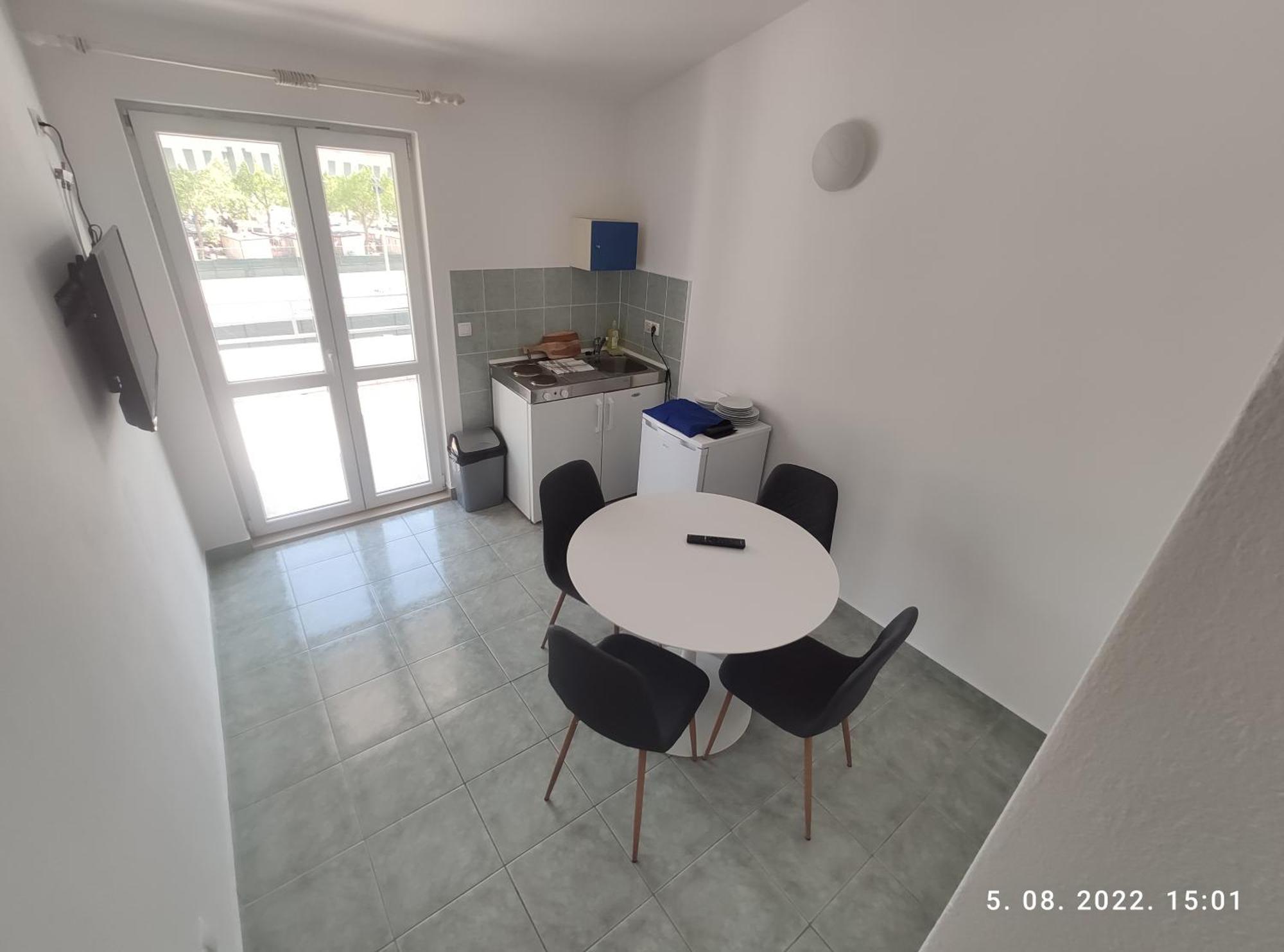 Aqua Apartments Омиш Номер фото
